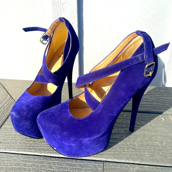 Blue faux suede stiletto - Picture 1 of 2